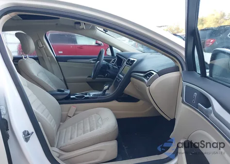 2013 Ford Fusion Se z USA, uszkodzony, nr VIN 3FA6P0H74DR141317